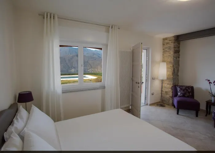 ベッド・アンド・ブレックファスト Calathea 4*